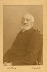 Das Bild zeigt eine Fotografie des Ernst Danz um 1900