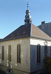 Das Bild zeigt die Reformierte Kirche