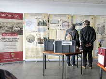 Eine Ausstellung informierte die Besucher des Stadtlabors über „Schätze des Stadtarchivs“ (Foto: Stadtarchiv Iserlohn).