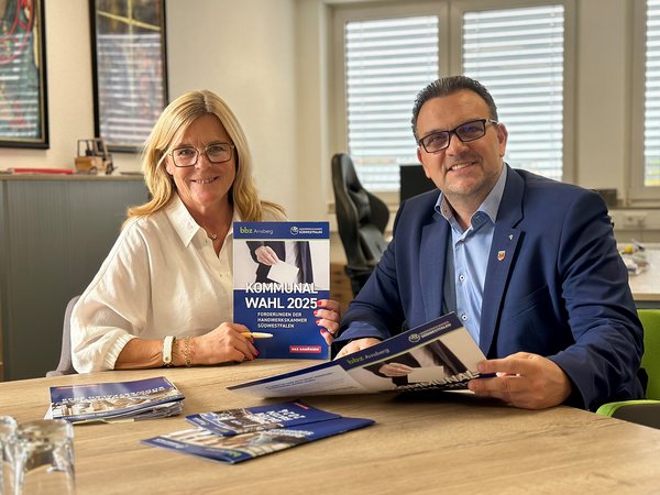Die Handwerkskammer Südwestfalen zu Besuch bei Bürgermeister Michael Joithe. 