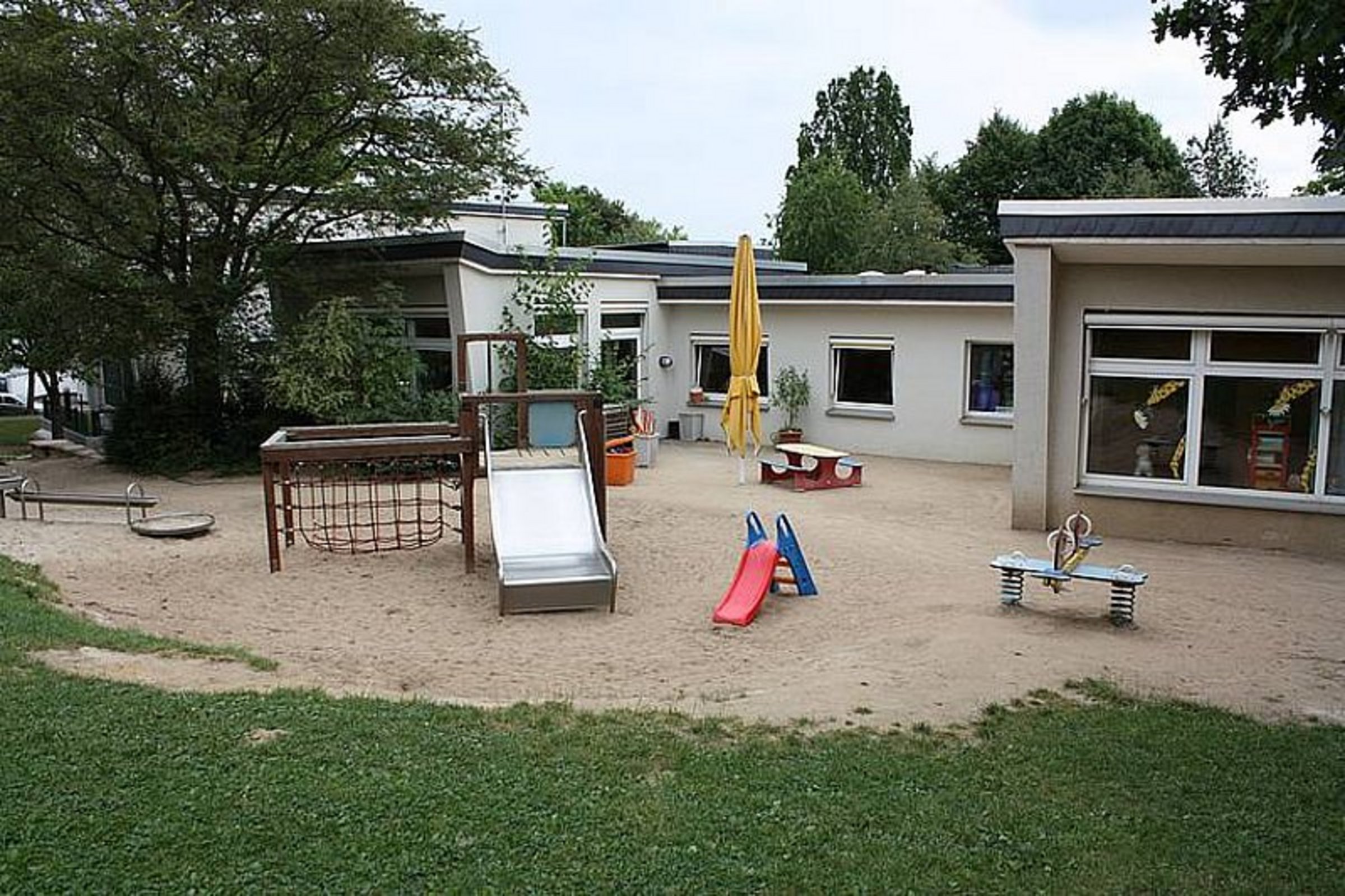 Das Bild zeigt das Familienzentrum "Kleine Strolche"