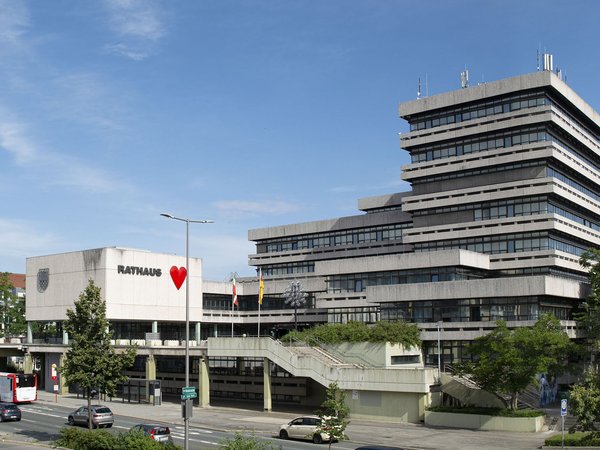 Rathaus I am Schillerplatz