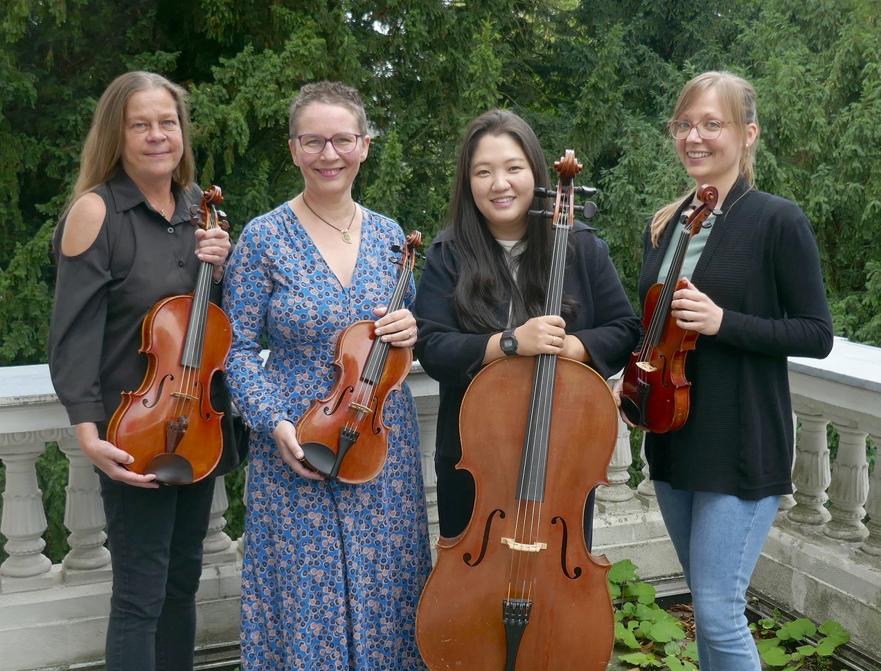 v.l.n.r.: Inka Tüttelmann, Edyta Pietrasch-Szyszko, Dasol Choi, Ronja Schröder (ohne Bild: Sascha Delbrouck)