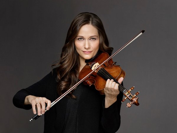 Lena Neudauer, Violine.