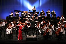 Becker-Bender mit A. Hermus und dem Sinfonieorchester der Musikschule Iserlohn beim Abschlusskonzert 2007