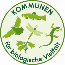 Das Bild zeigt das Logo von Kommunen für biologische Vielfalt.