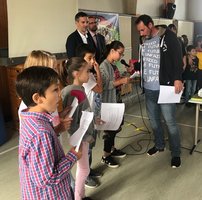 29 Stadtforscher waren mit der App #stadtsache an der Südschule unterwegs, um ihr Schul- und Lebensumfeld zu untersuchen.