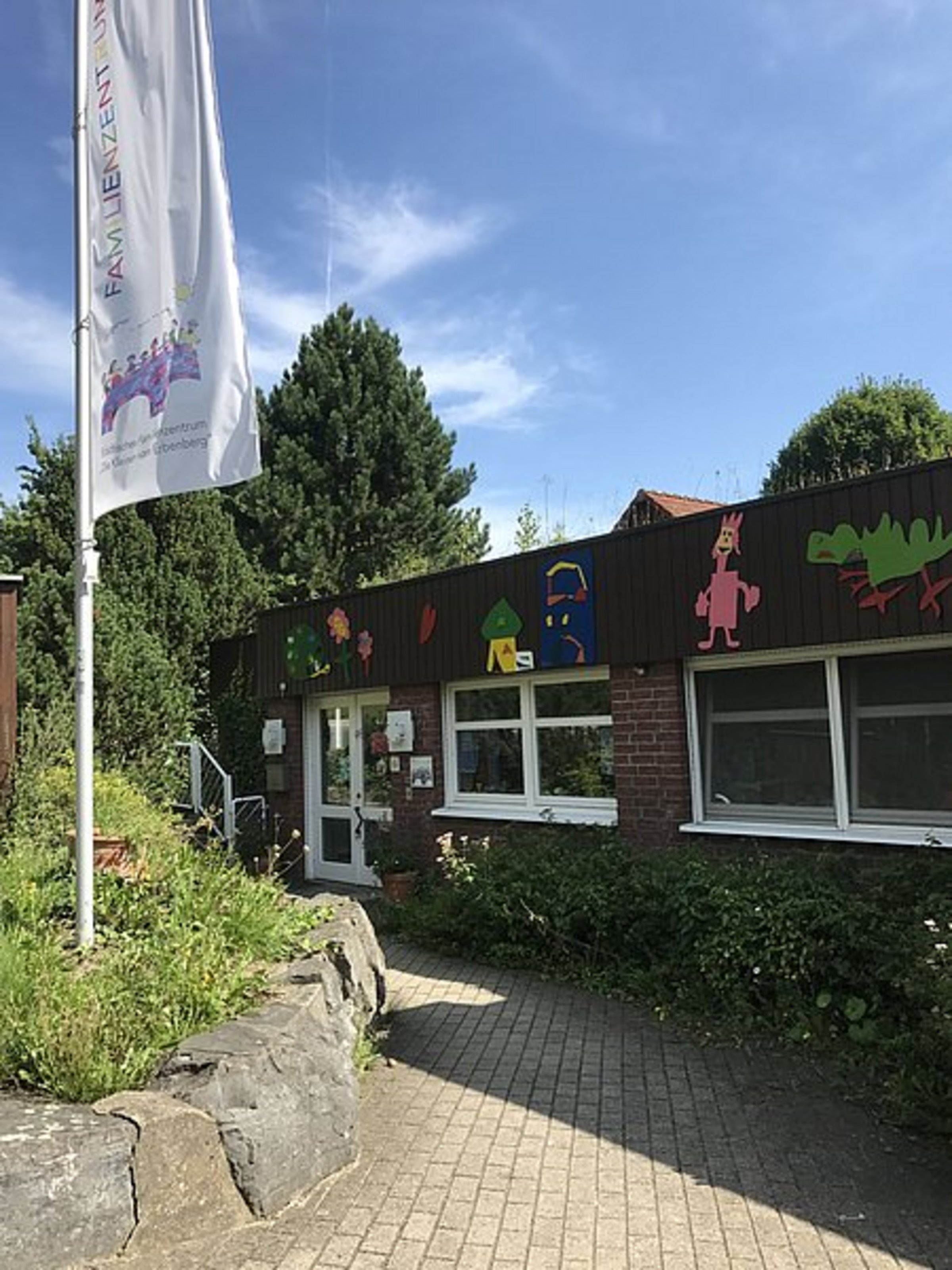 Das Bild zeigt das Familienzentrum "Die Kleinen vom Erbenberg"