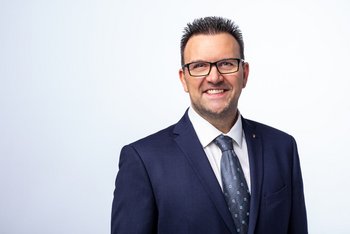 Das Bild zeigt Bürgermeister Michael Joithe