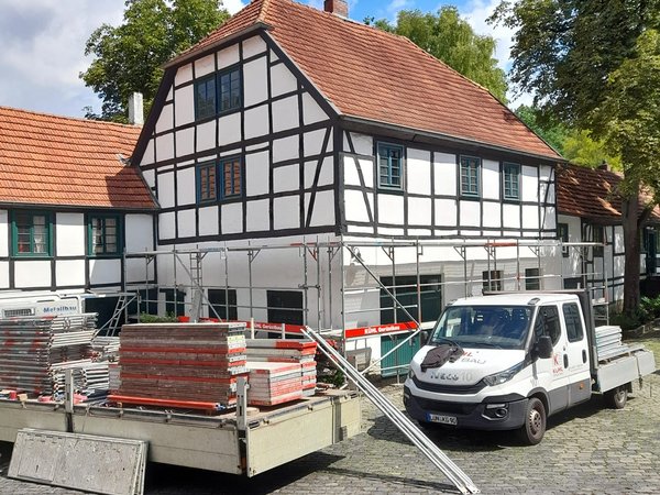 Gerüstbau im Museumsdorf Maste-Barendorf 
