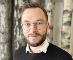 Das Bild zeigt Marvin Handschuh