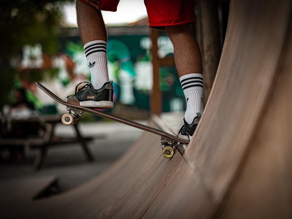 Skateboard fahren