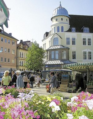 Das Bild zeigt den Wochenmarkt