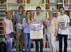 Das Bild zeigt das Stadtarchivteam 2017