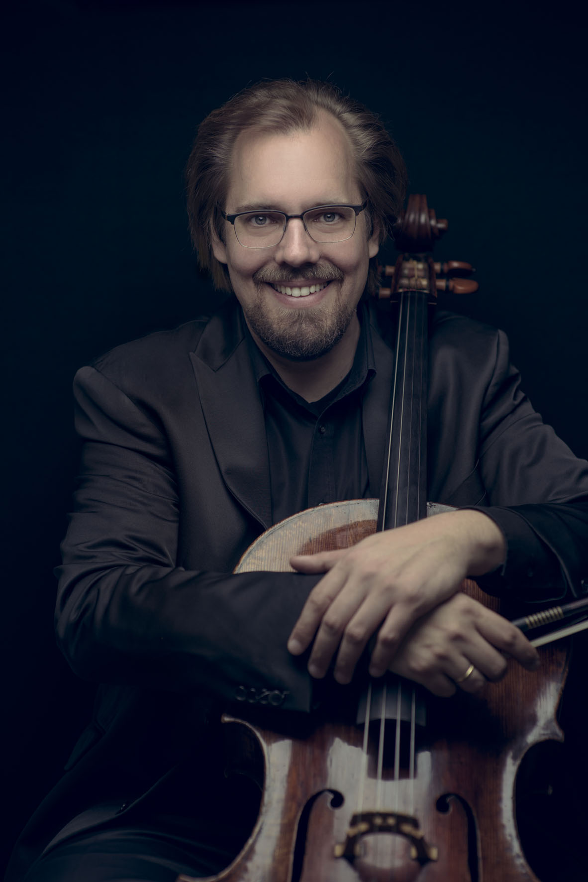 Wolfgang Emanuel Schmidt, Violoncello