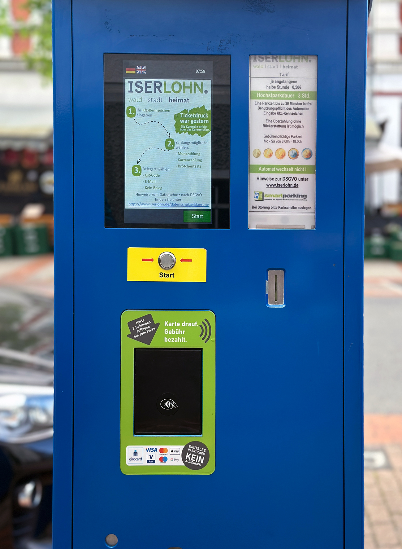 Der Startbildschirm der Automaten zeigt nun eine Kurzanleitung zum digitalen Parkvorgang. 