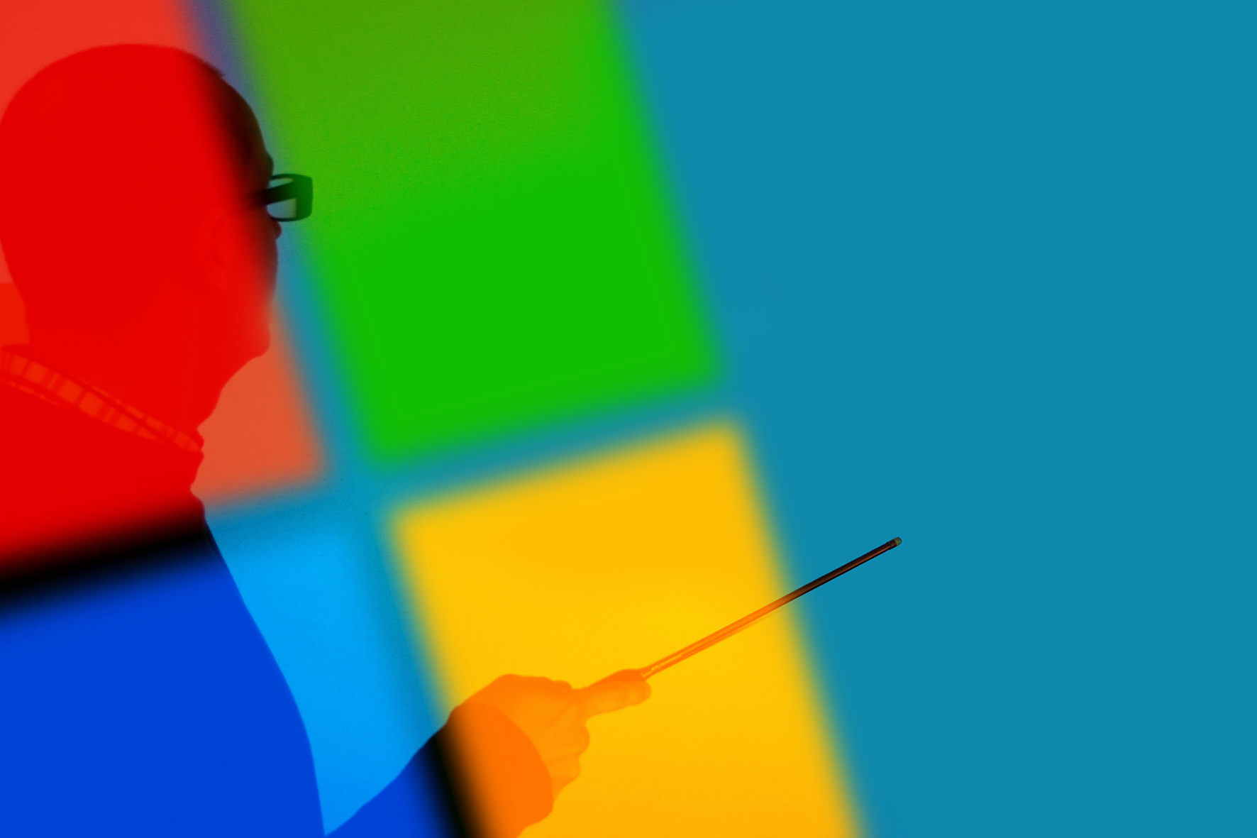 Grundlagen zur Nutzung eines Computers mit dem Betriebssystem Windows werden im VHS-Kurs leicht verständlich vermittelt.